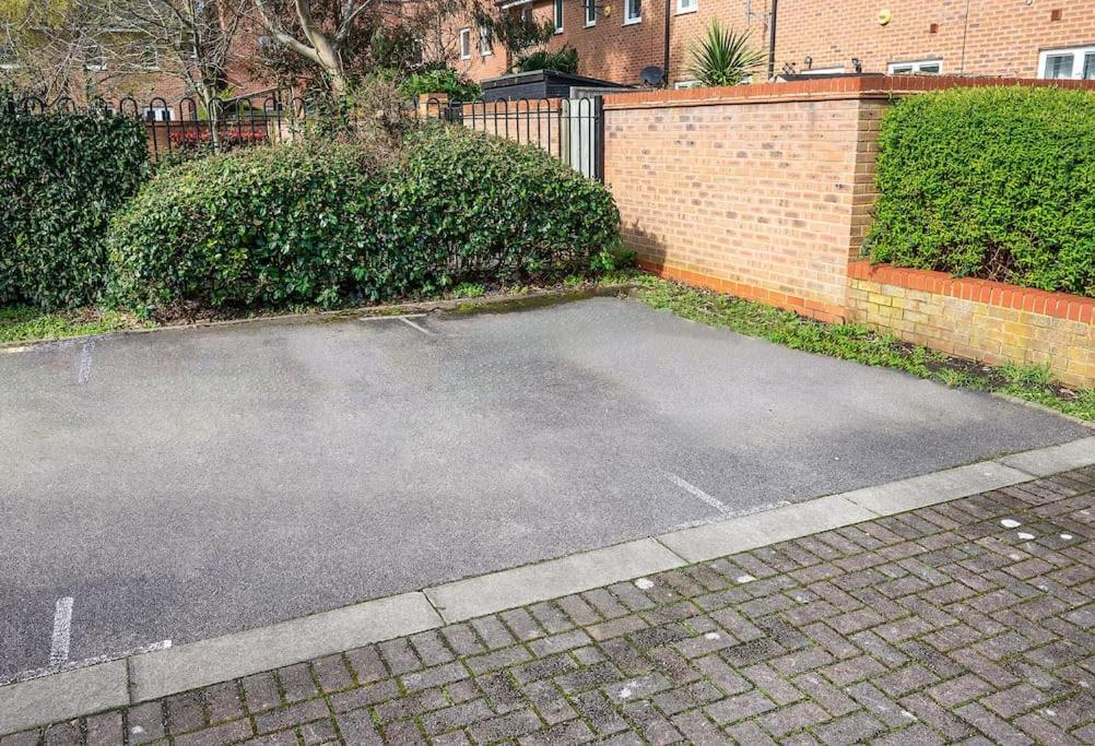 Apartment 2-bed & Parking